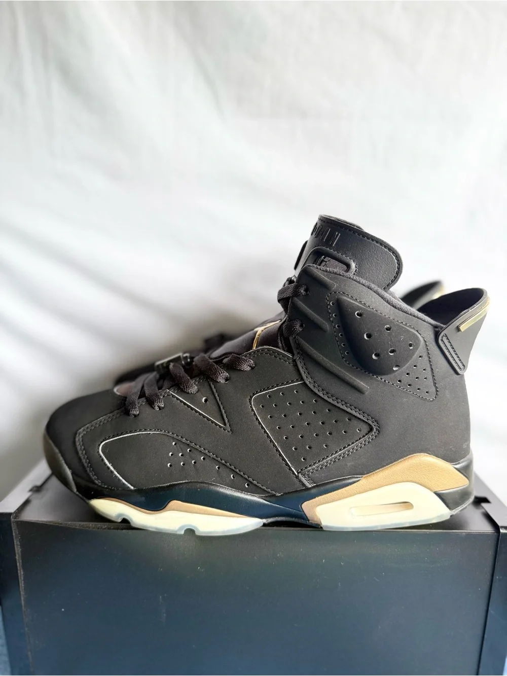 AUTHENTIC Jordan 6 Retro DMP Size 10 CT4954 007 2020 PRE-OWNED